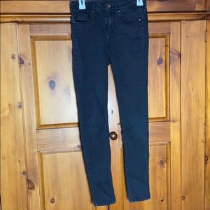 H& M Divided Black Jeans Super Comfy